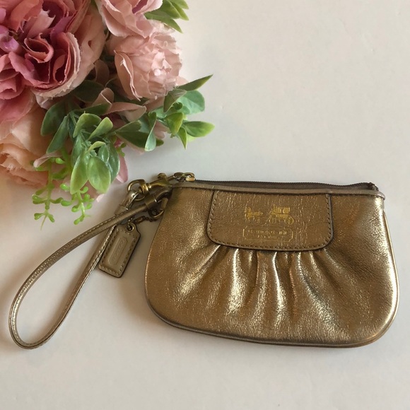 Coach Handbags - Coach Gold Coach Wristlet Metallic Coach Wristlet Gold Leather Coach Wristlet